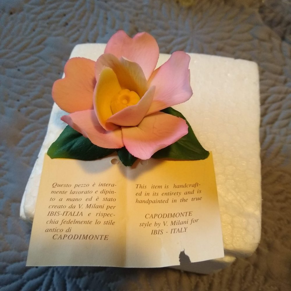 Vintage 60s Italian genuine Capodimonte Porcelain Flower, Rose NWT